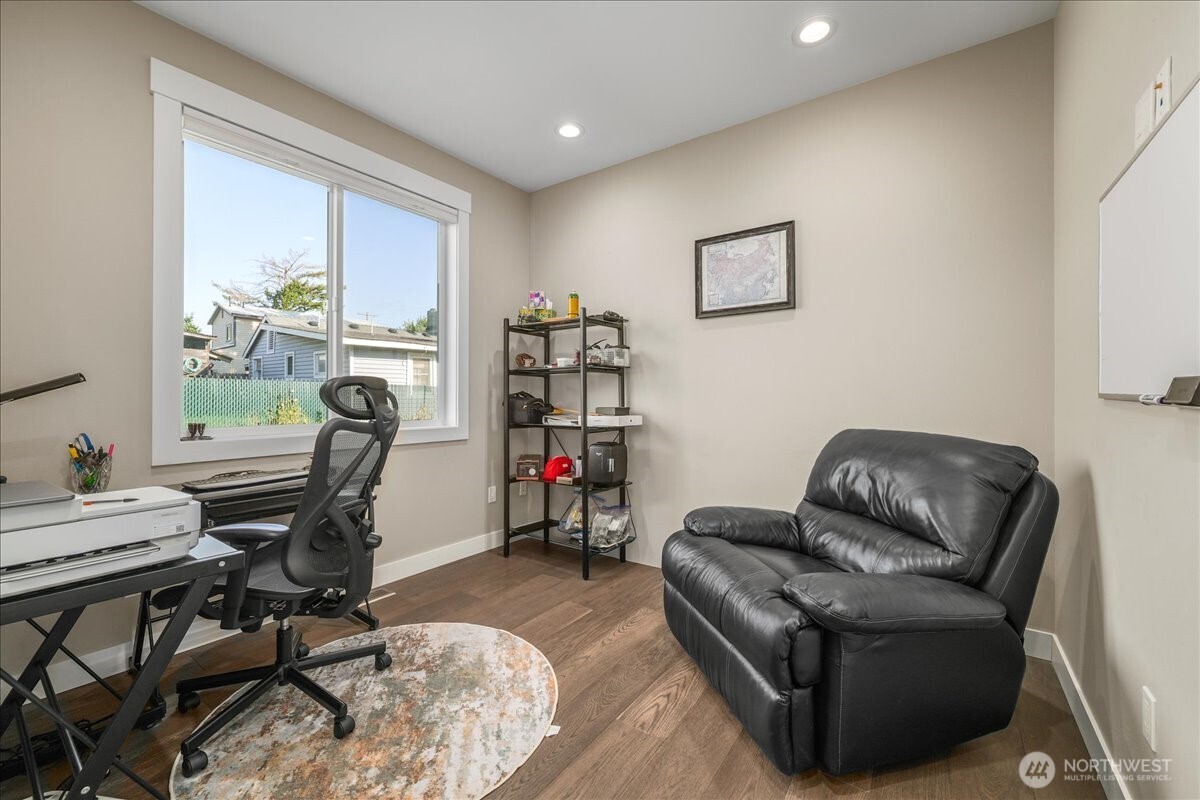 750 Lakeshore Drive
