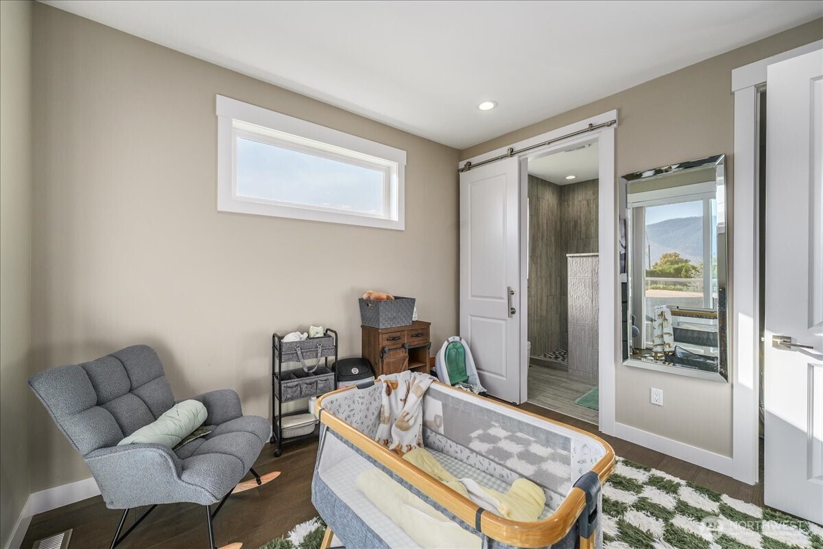 750 Lakeshore Drive