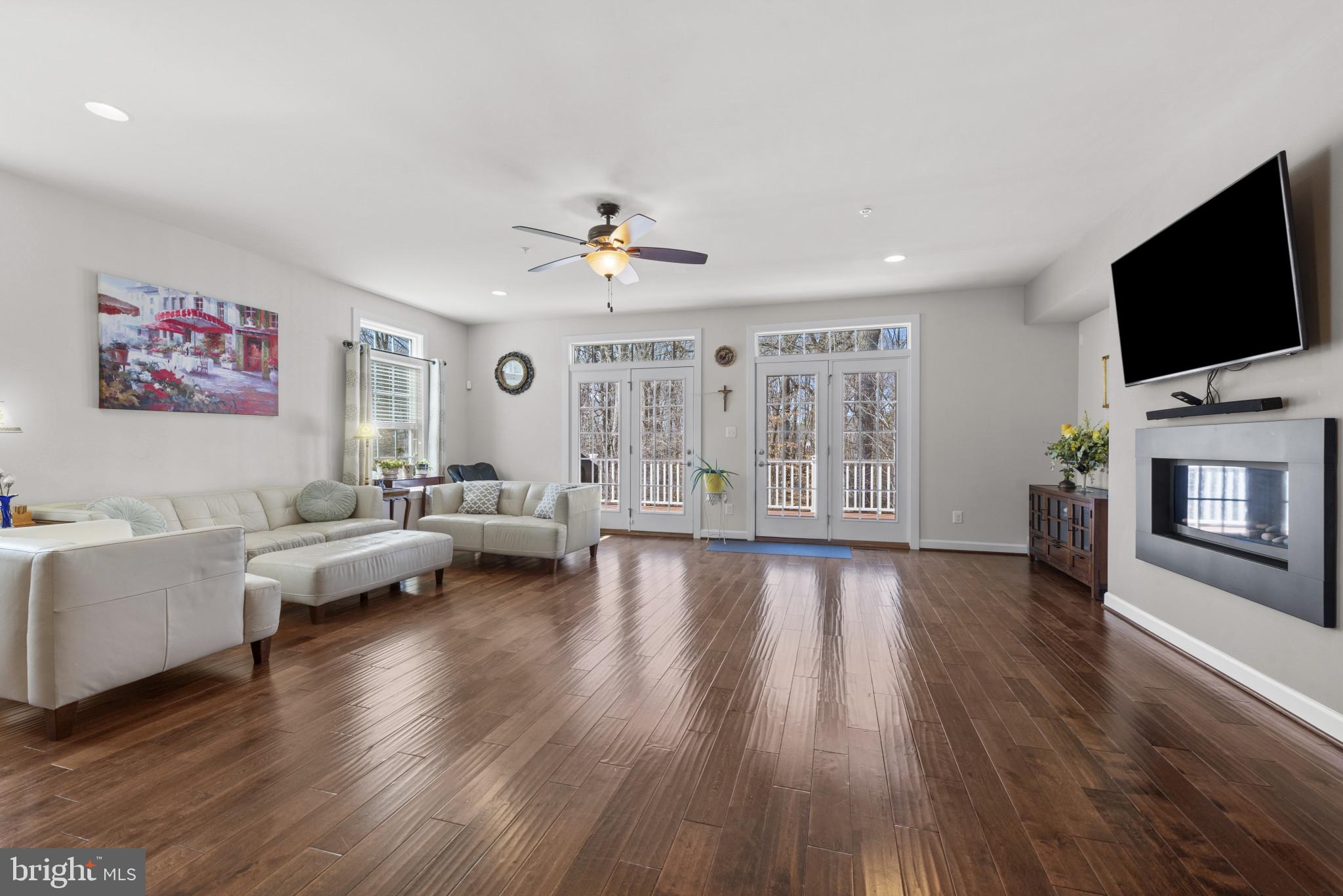 8700 SPRINGVALE DRIVE