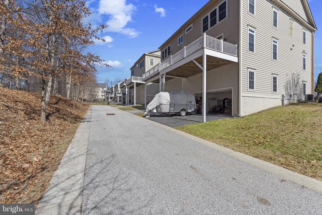 8700 SPRINGVALE DRIVE