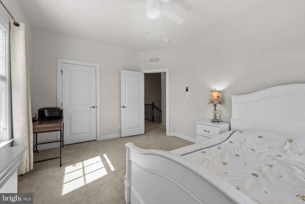 8700 SPRINGVALE DRIVE