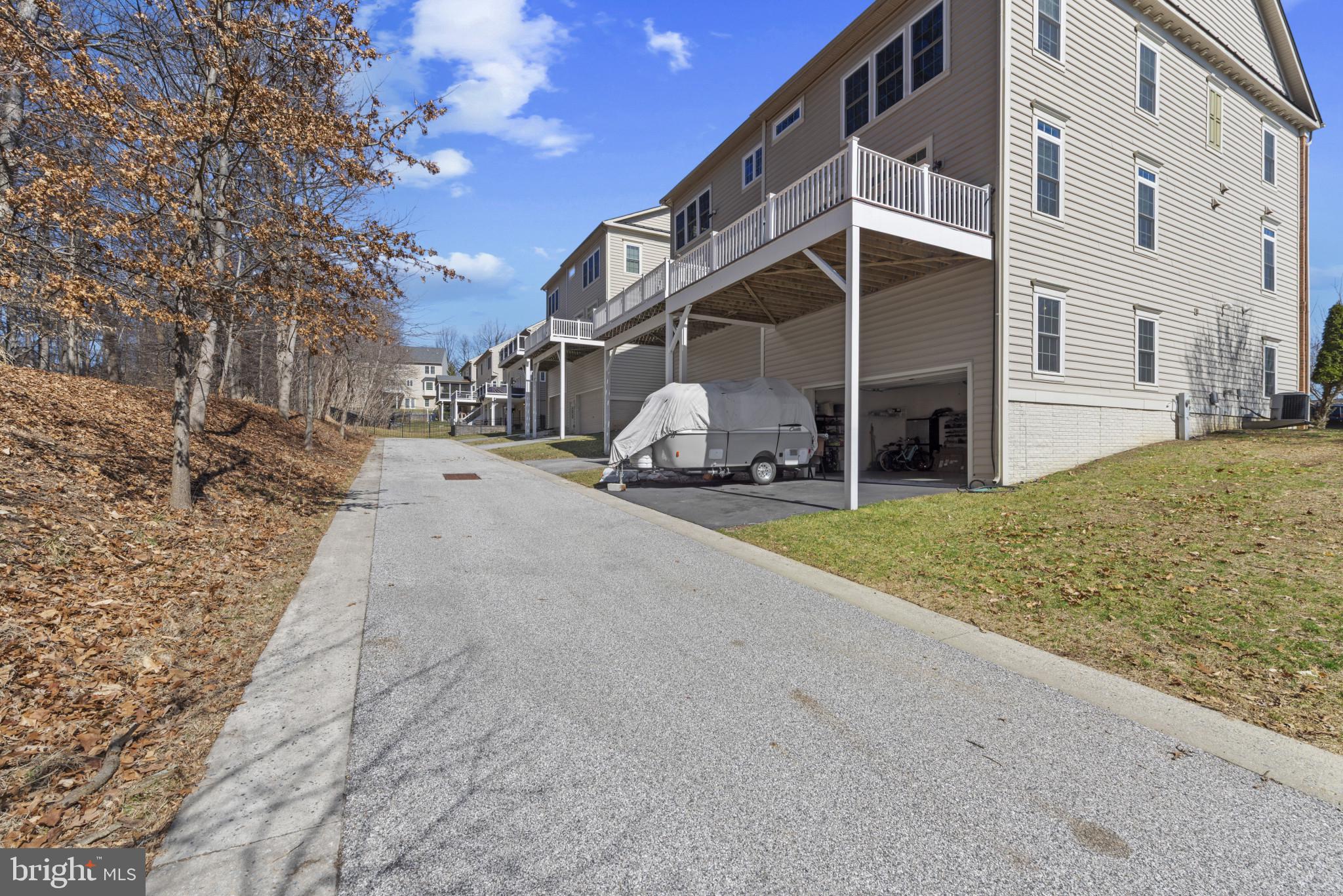 8700 SPRINGVALE DRIVE