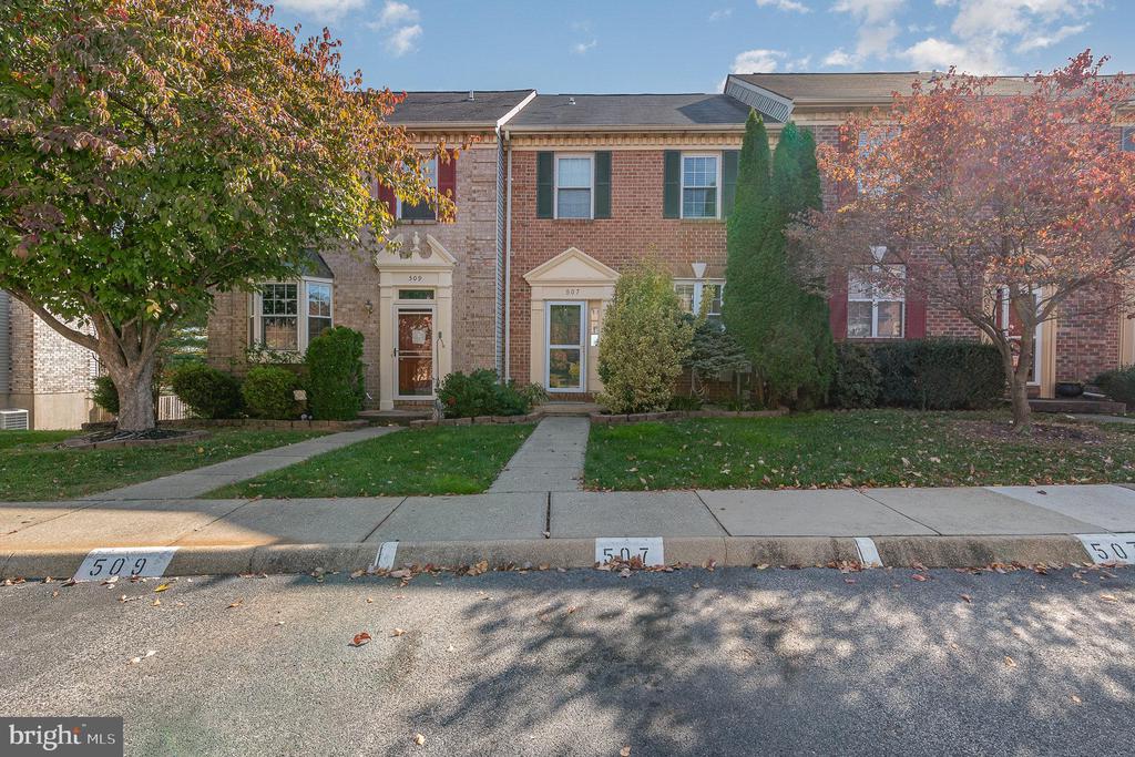 507 HANNA WAY