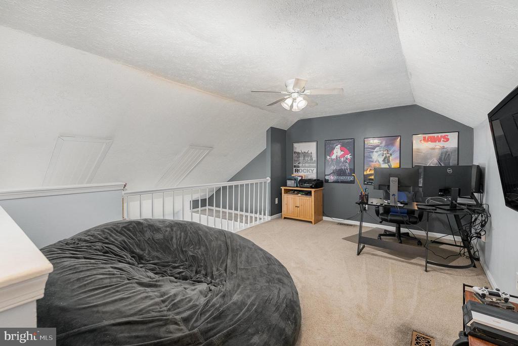 507 HANNA WAY