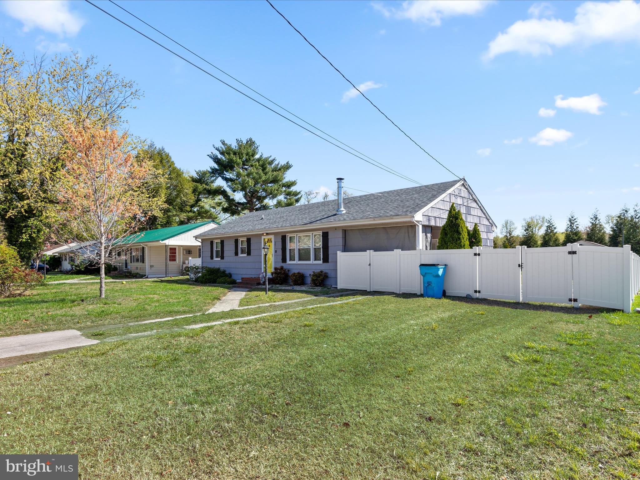 301 WOODCREST AVENUE