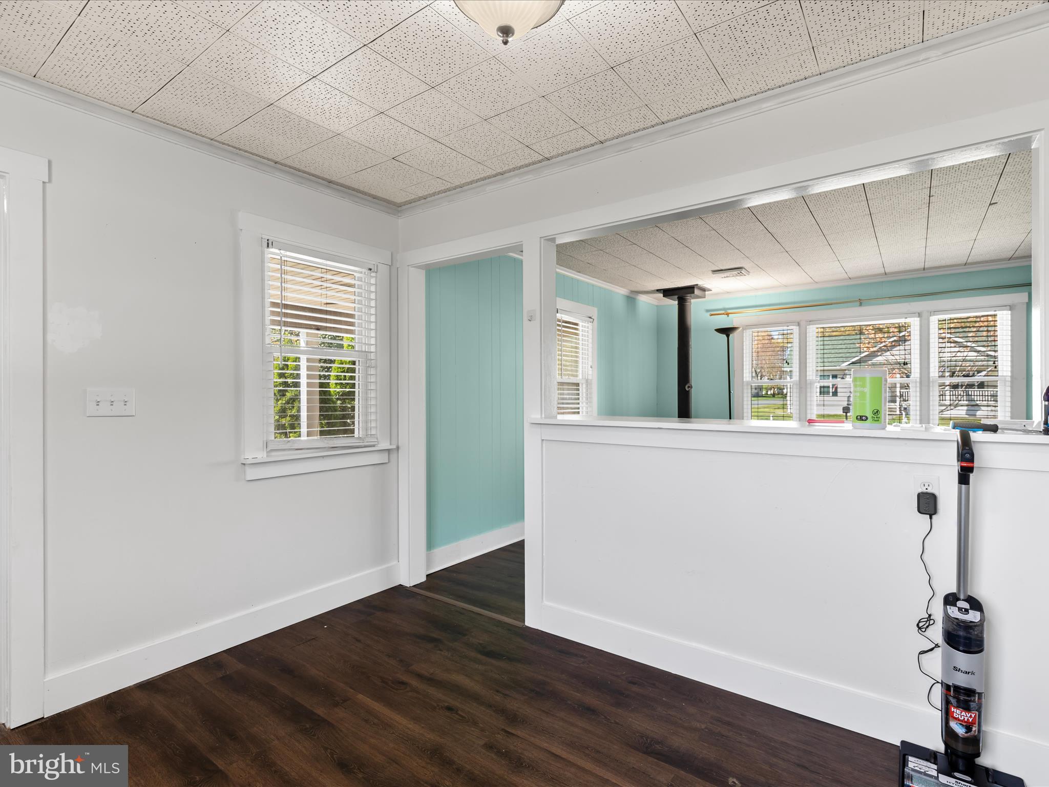 301 WOODCREST AVENUE