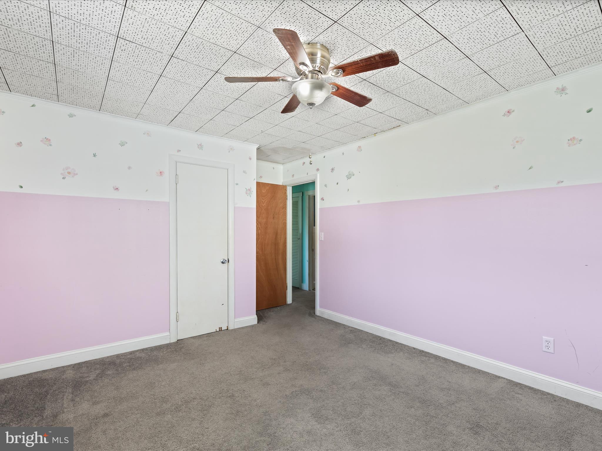 301 WOODCREST AVENUE