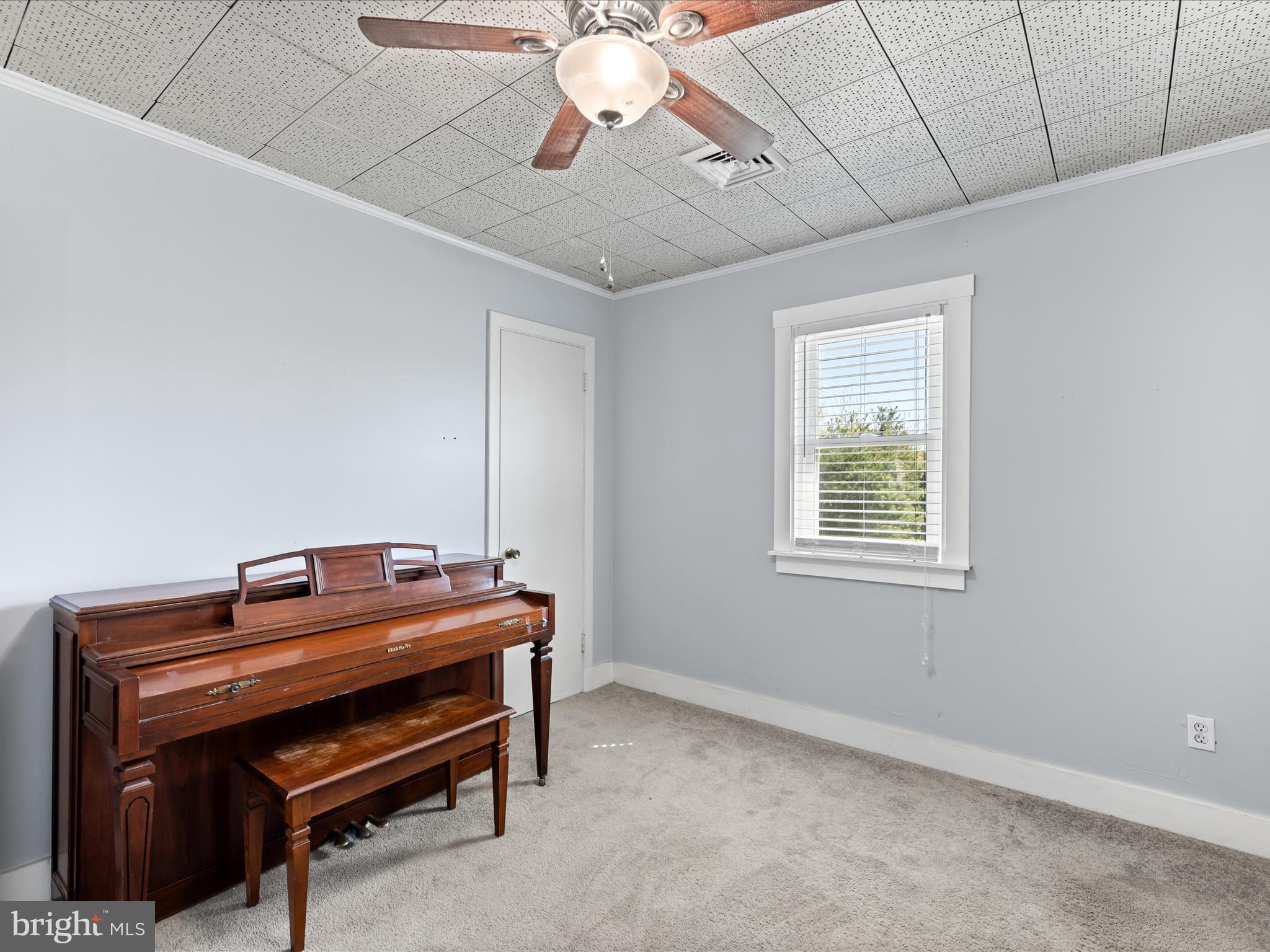 301 WOODCREST AVENUE