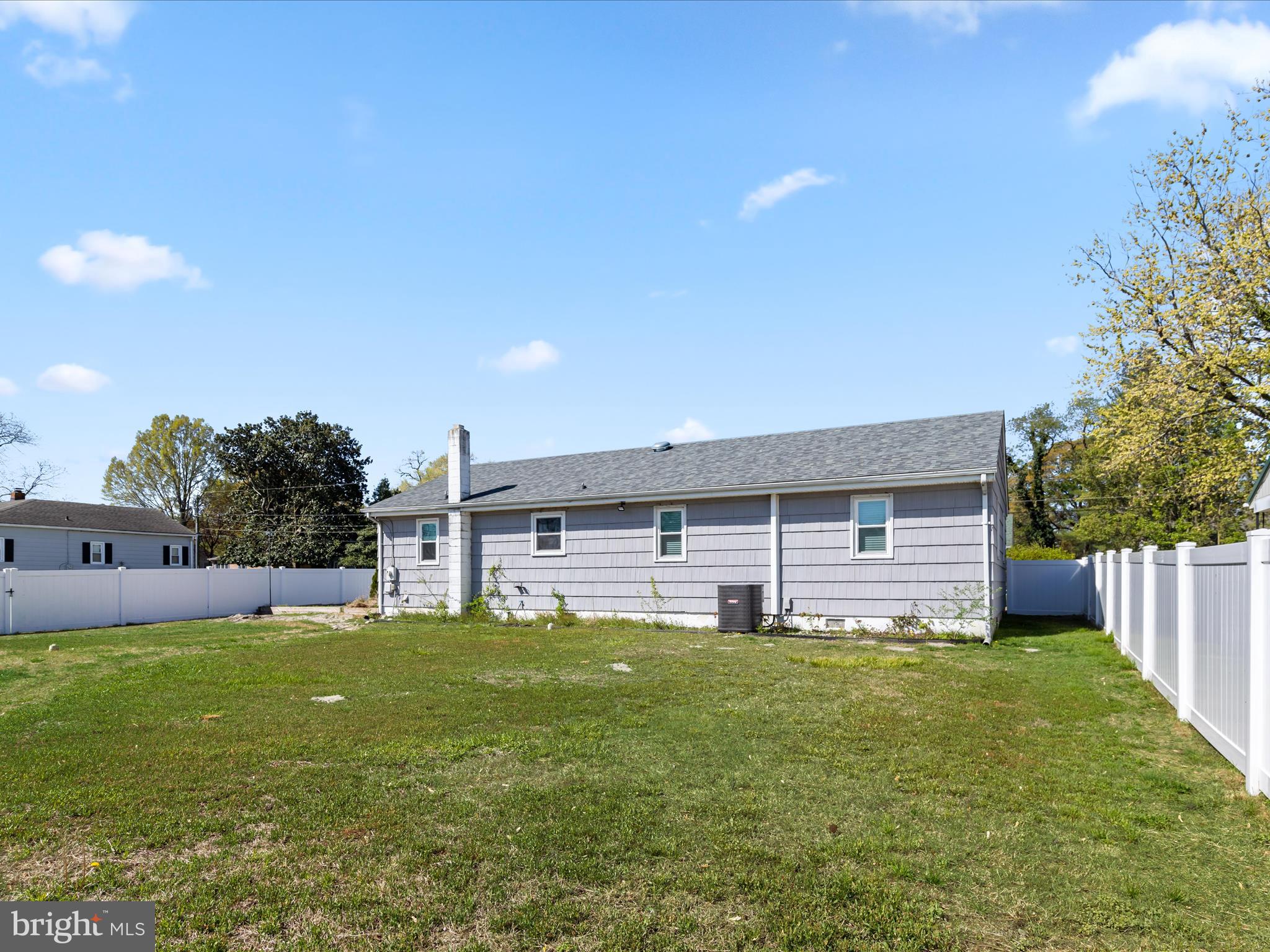 301 WOODCREST AVENUE