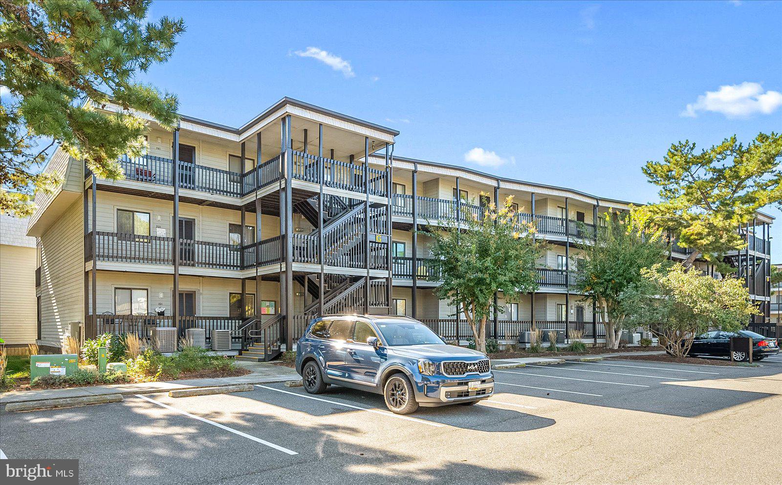 119 OLD LANDING ROAD 303G