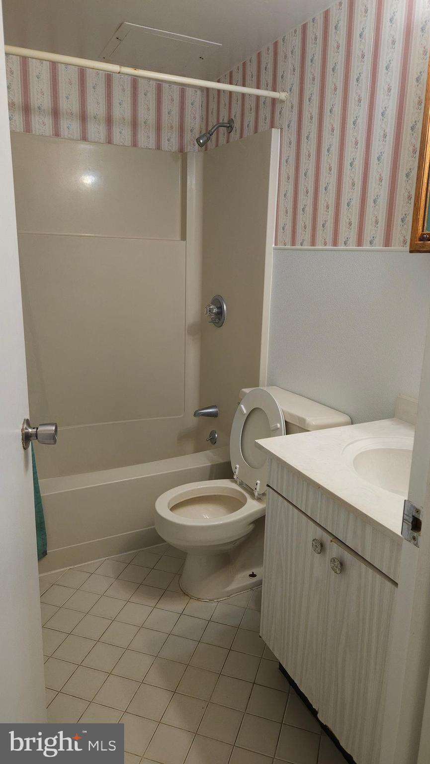 1 133RD STREET 301B02