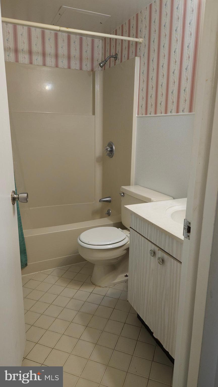 1 133RD STREET 301B02