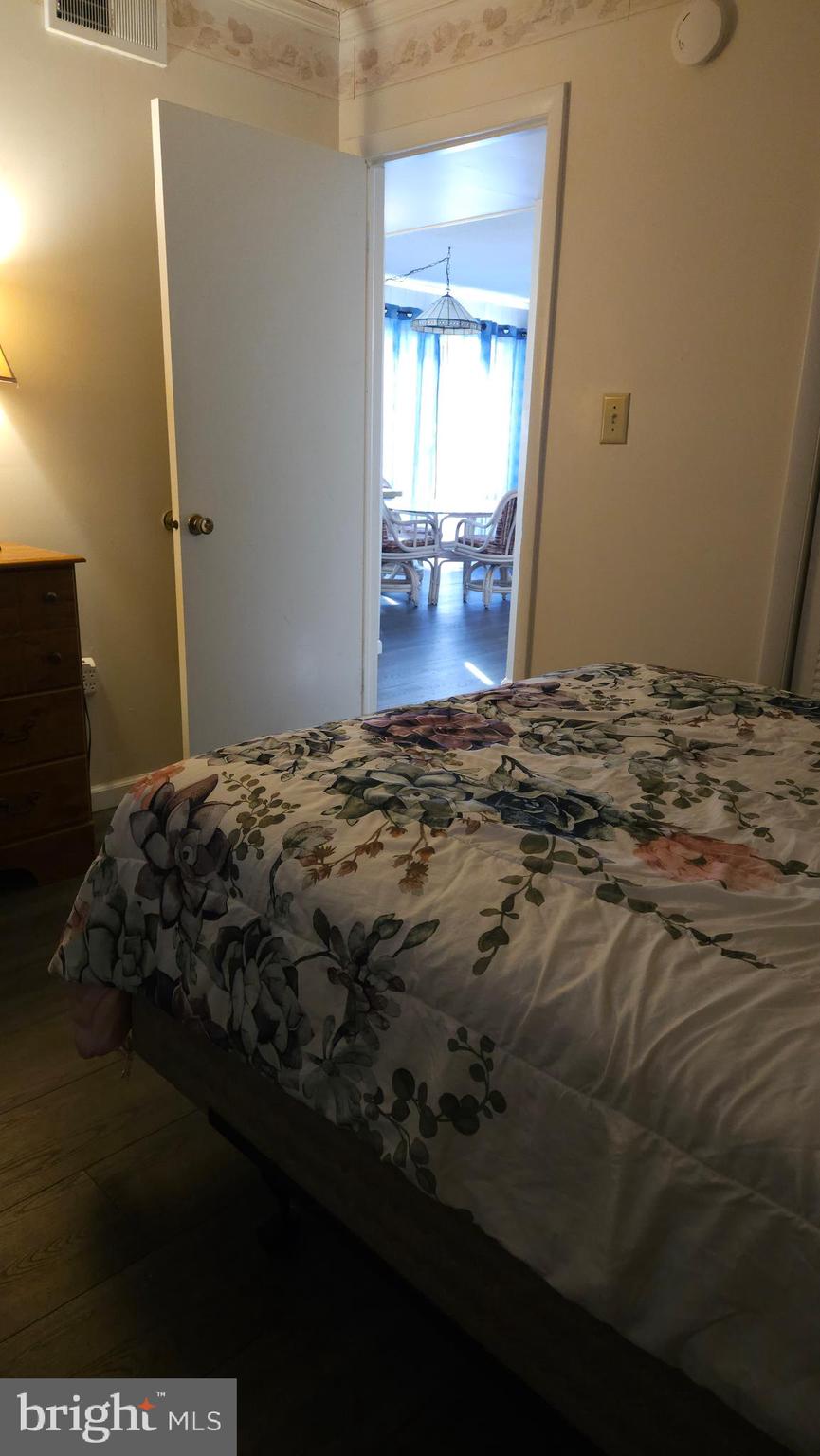 1 133RD STREET 301B02