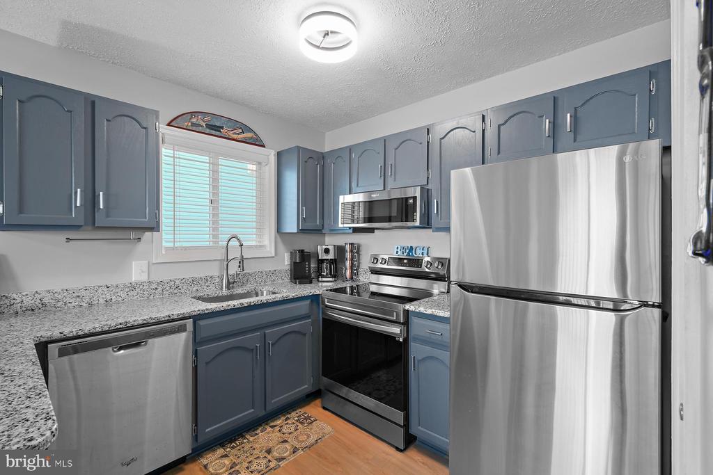 14403 LIGHTHOUSE AVENUE 103