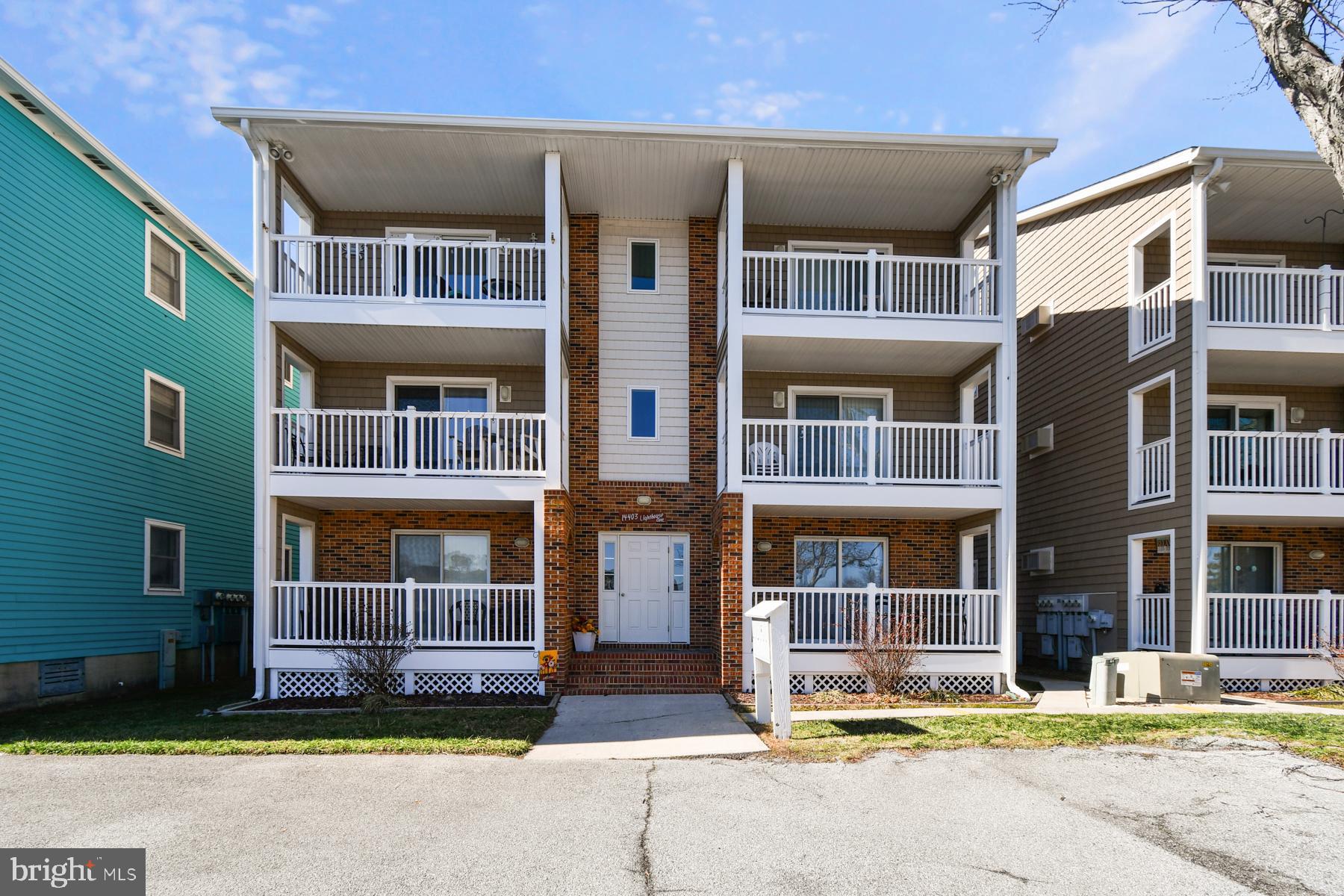 14403 LIGHTHOUSE AVENUE 103