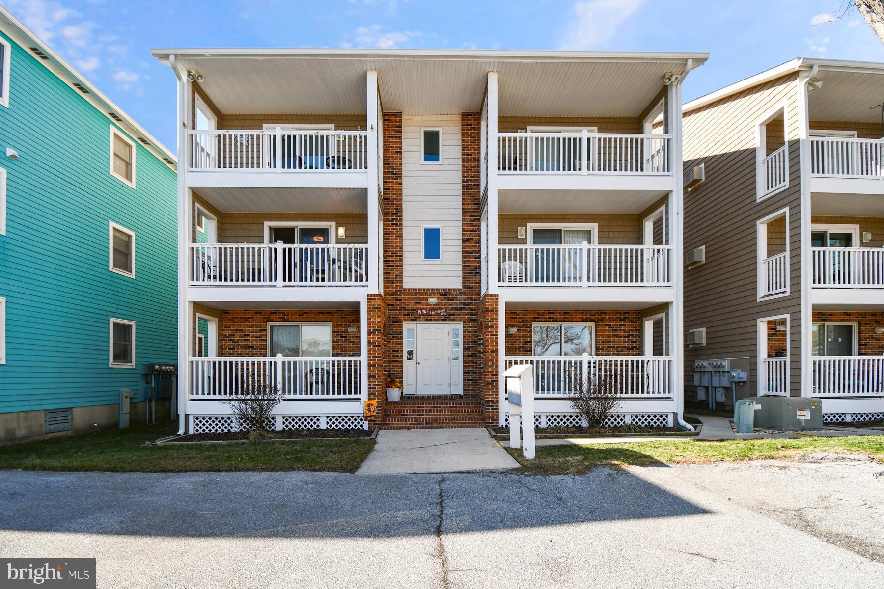 14403 LIGHTHOUSE AVENUE 103