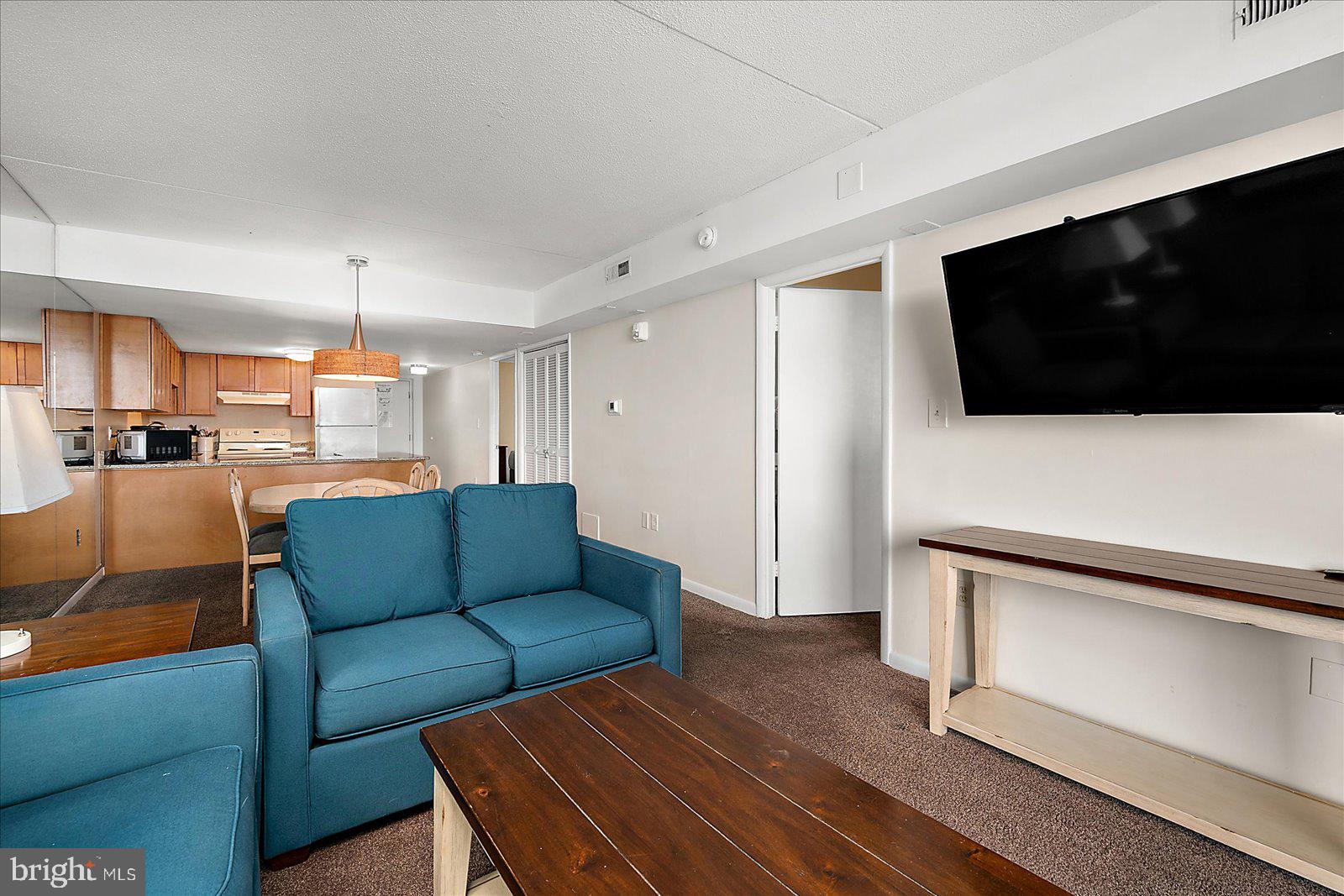 302 32ND STREET 103 BAY CLUB