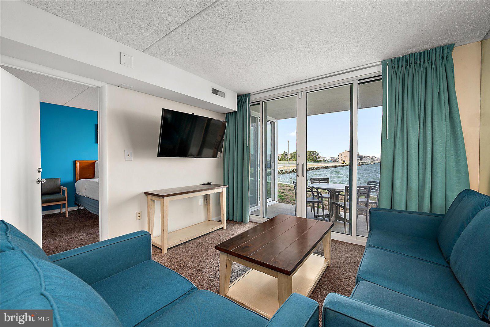 302 32ND STREET 103 BAY CLUB