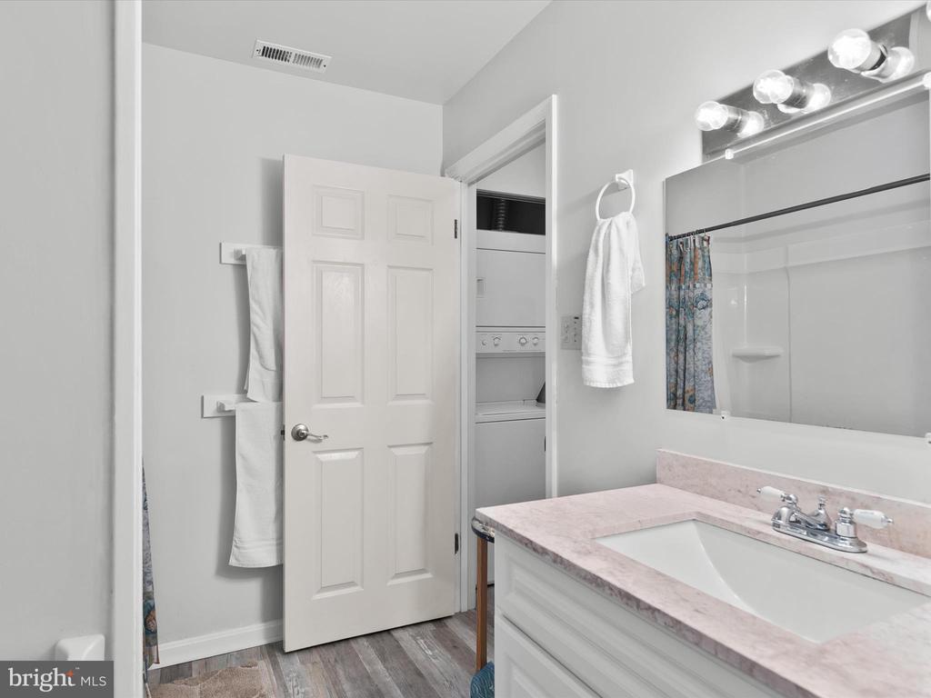 6 127TH STREET 401