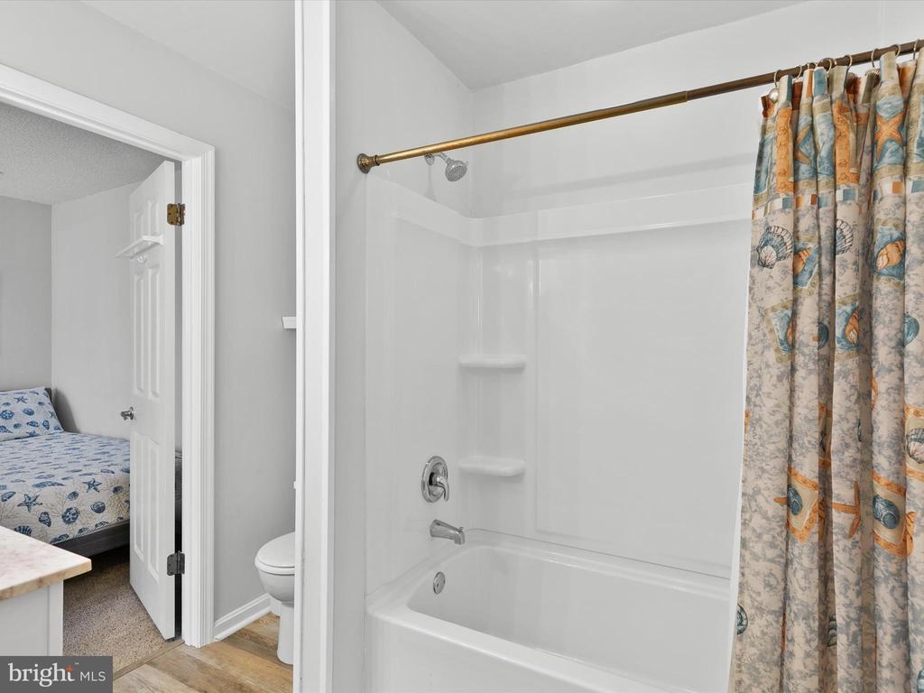 6 127TH STREET 401