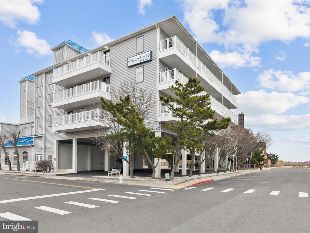 6 127TH STREET 401