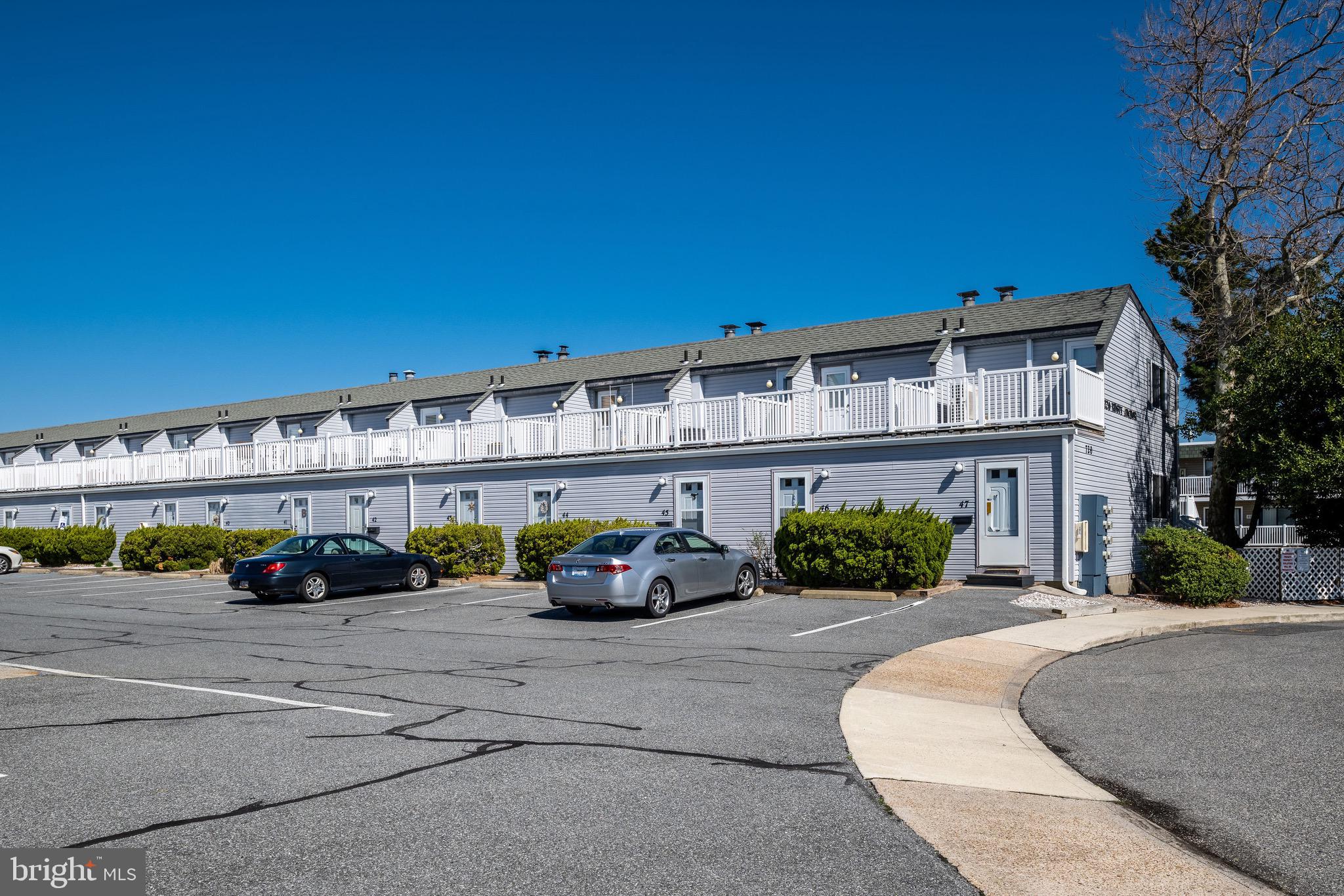 720 RUSTY ANCHOR ROAD 41C