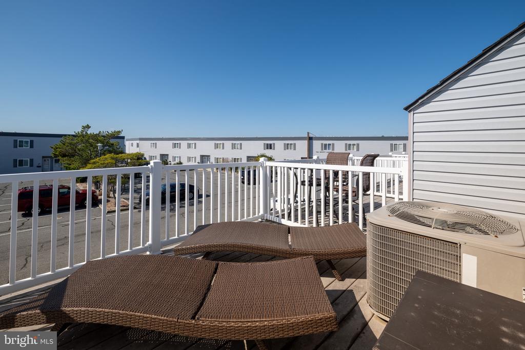 720 RUSTY ANCHOR ROAD 41C