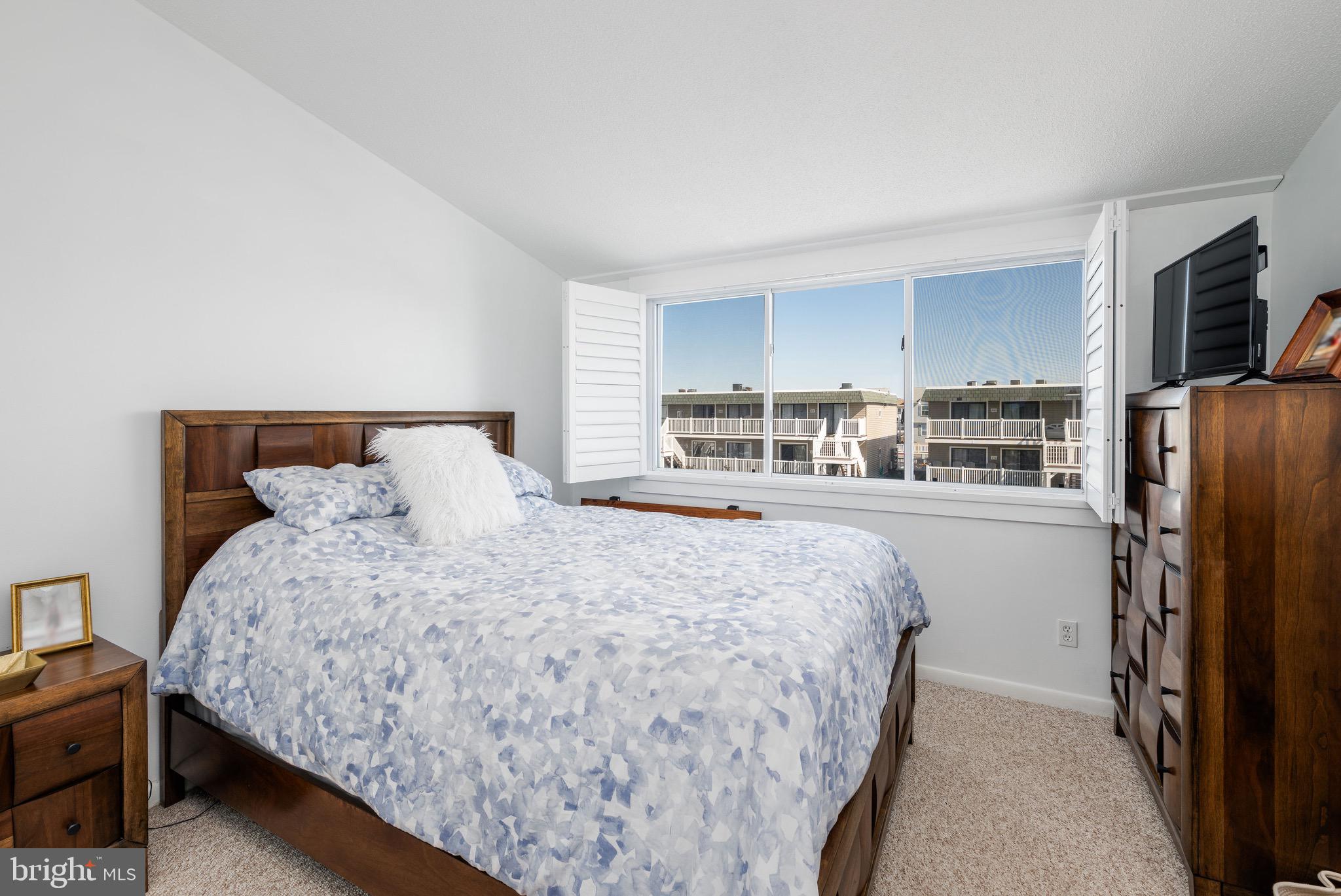 720 RUSTY ANCHOR ROAD 41C