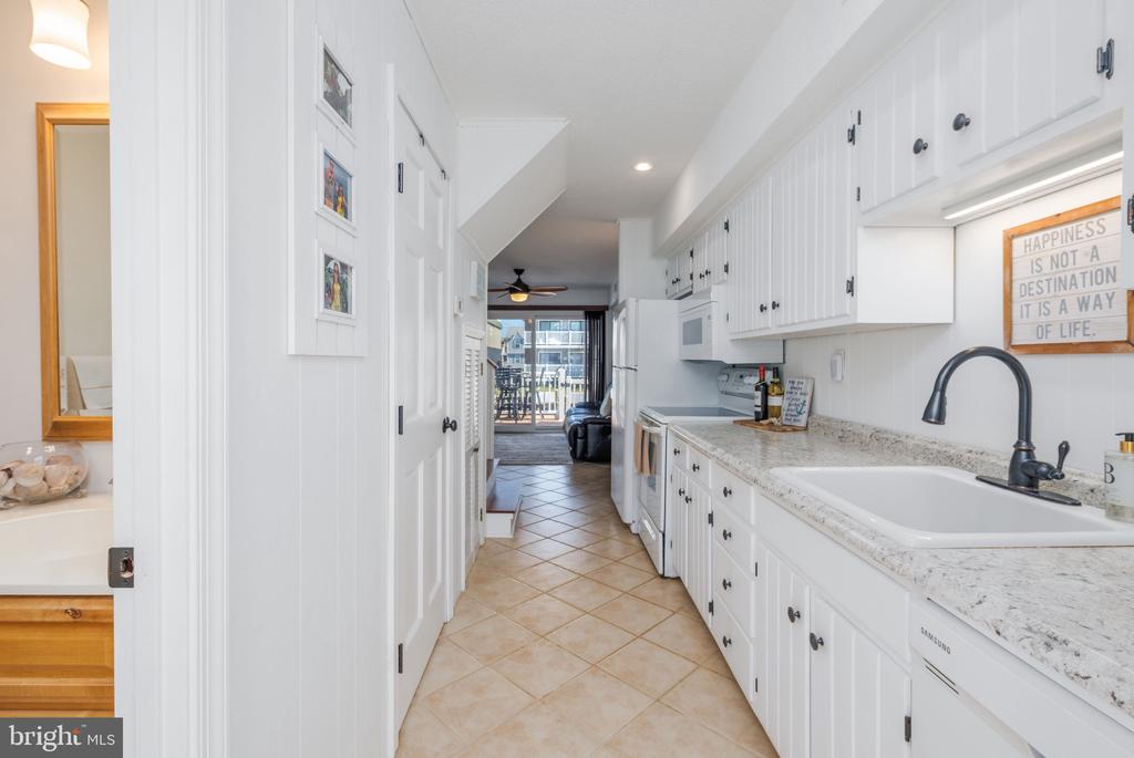 720 RUSTY ANCHOR ROAD 41C