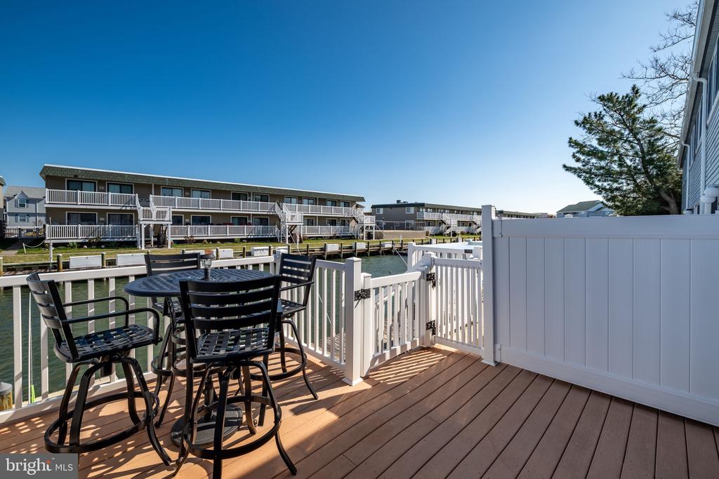 720 RUSTY ANCHOR ROAD 41C
