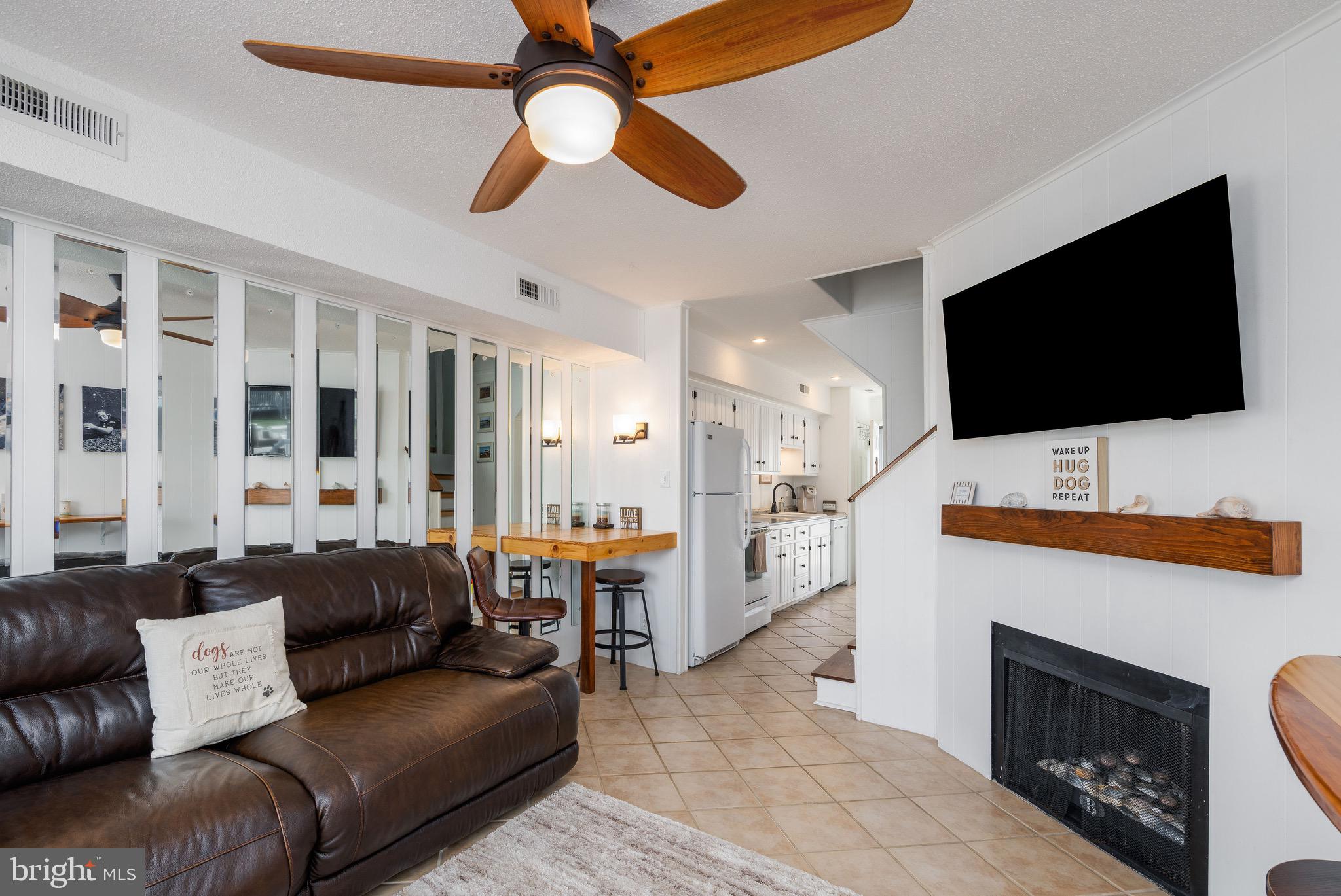 720 RUSTY ANCHOR ROAD 41C