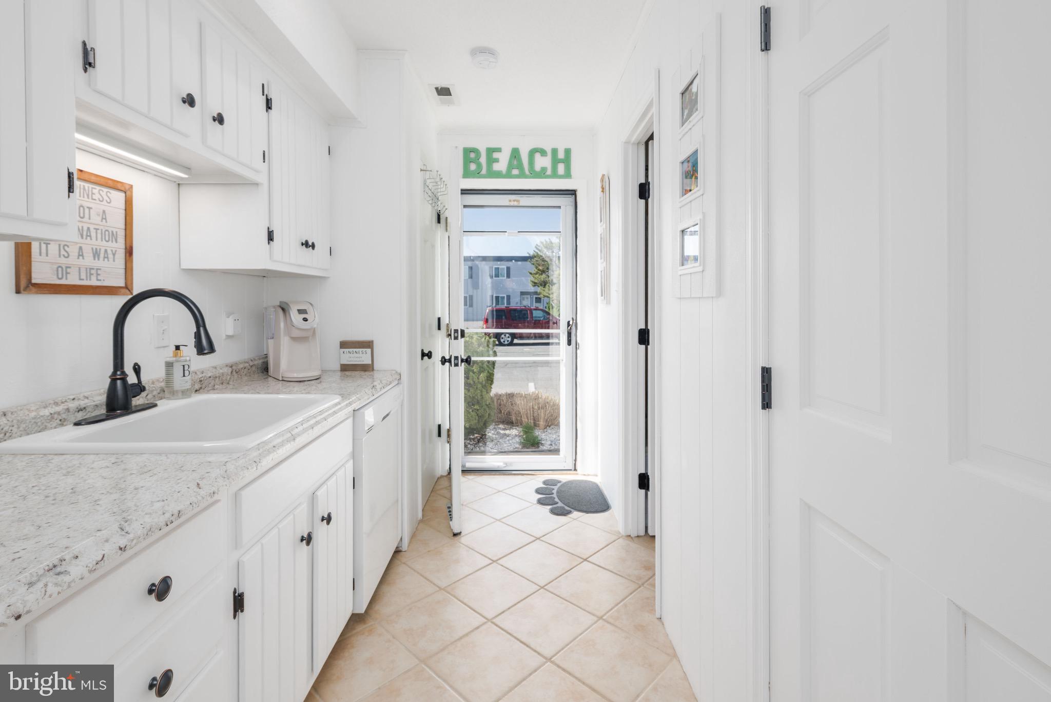 720 RUSTY ANCHOR ROAD 41C