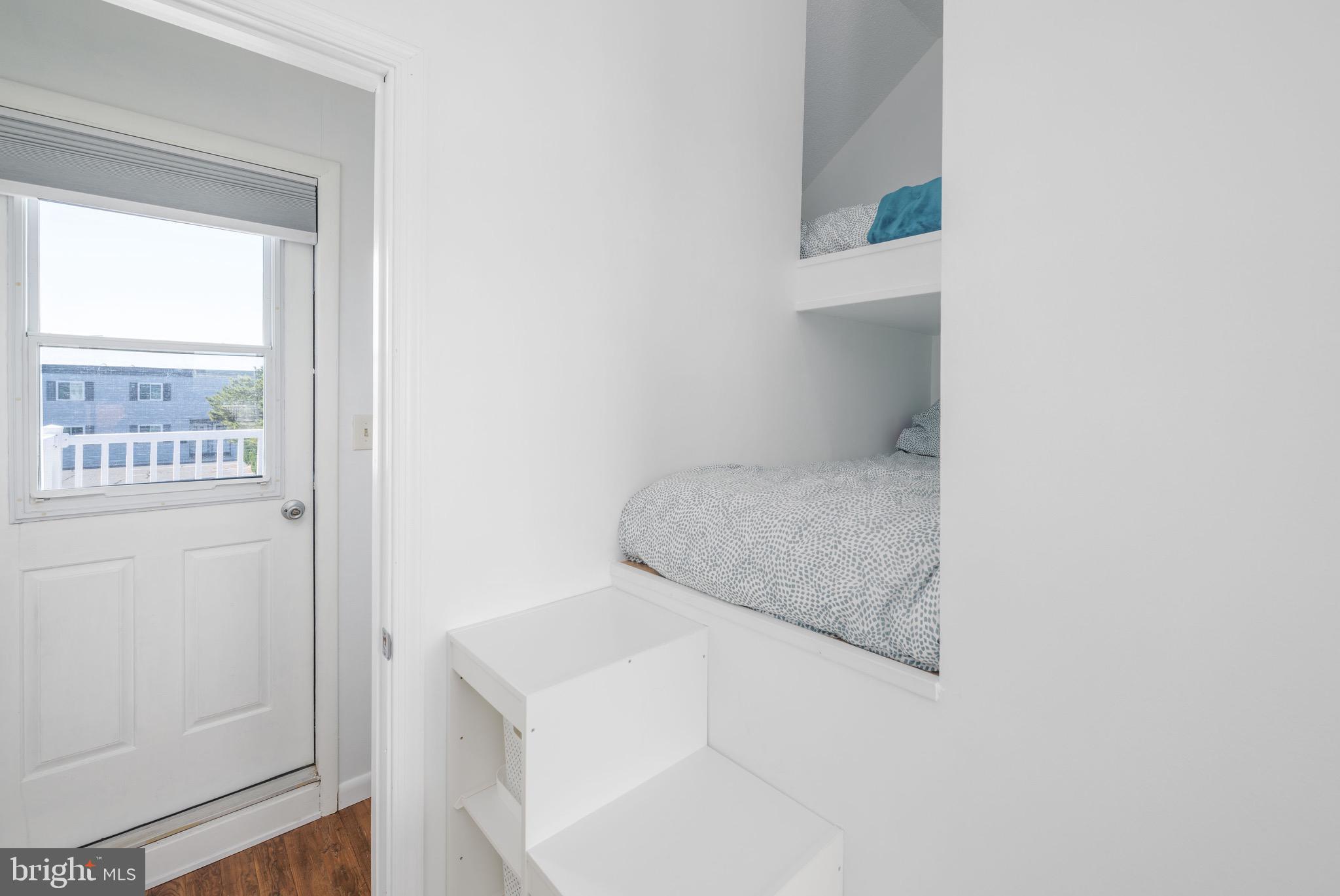 720 RUSTY ANCHOR ROAD 41C