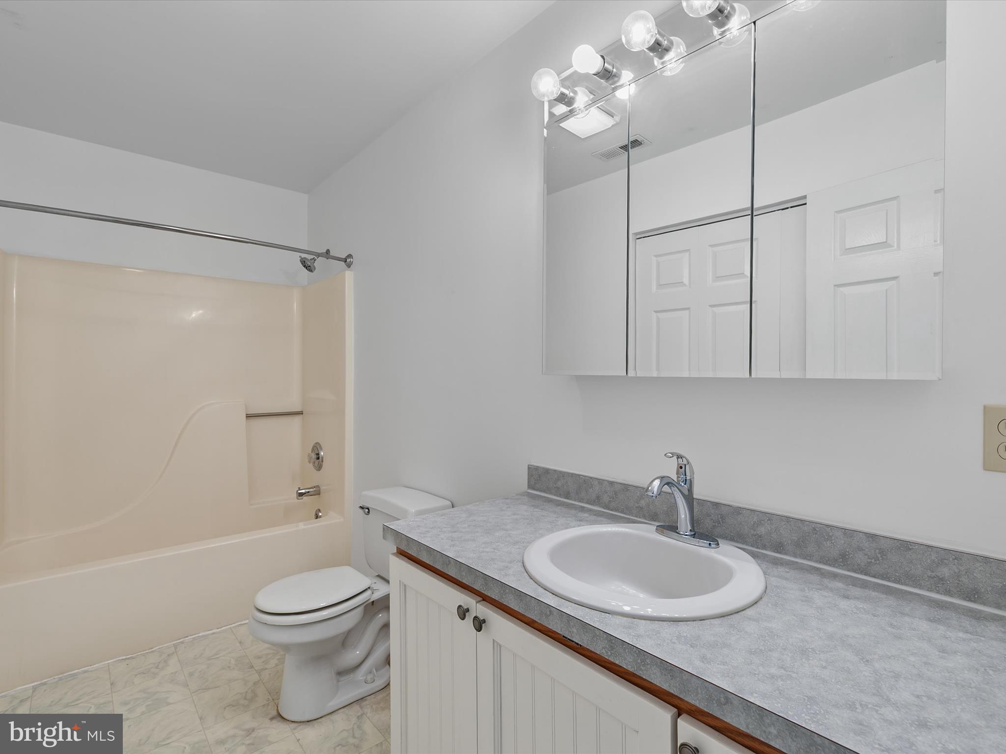 1288 OCEAN PARKWAY