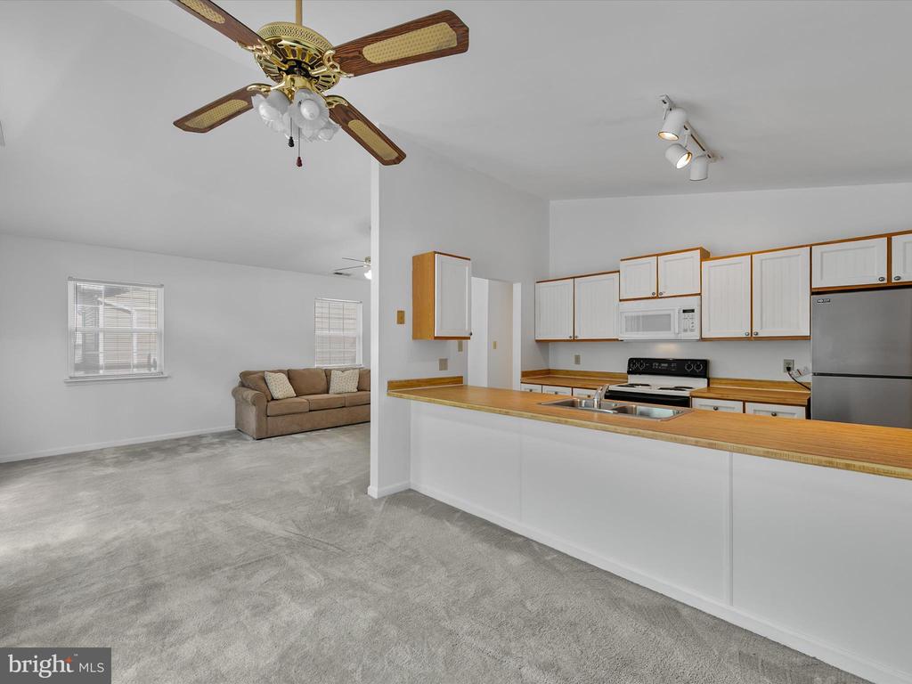 1288 OCEAN PARKWAY