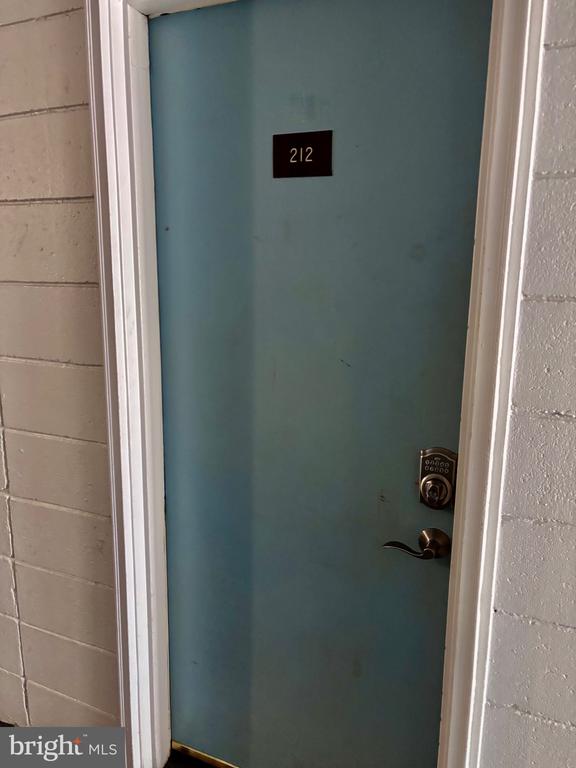 11 62ND STREET 212