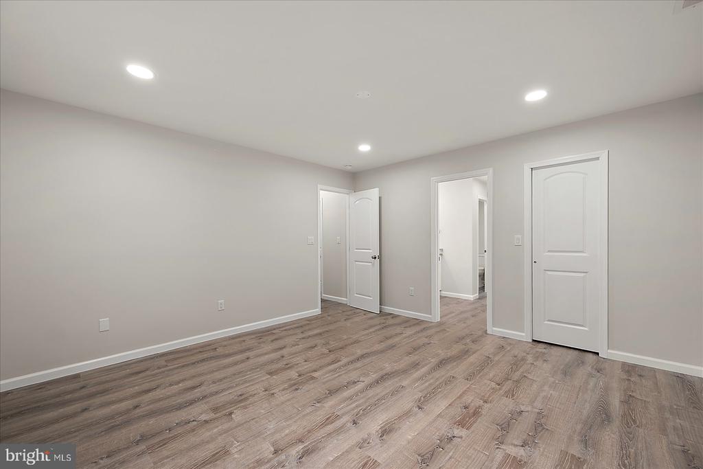 152 CAMELOT CIRCLE