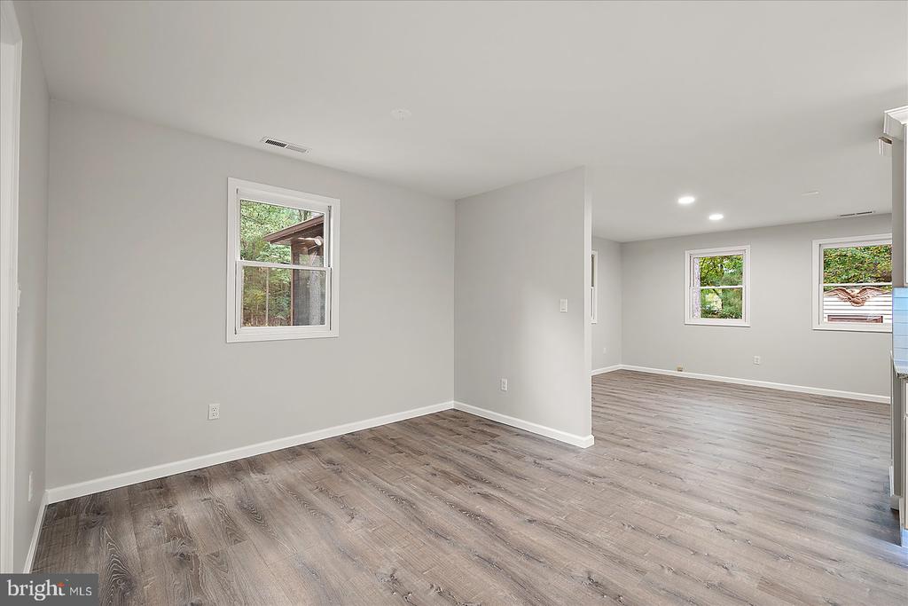 152 CAMELOT CIRCLE