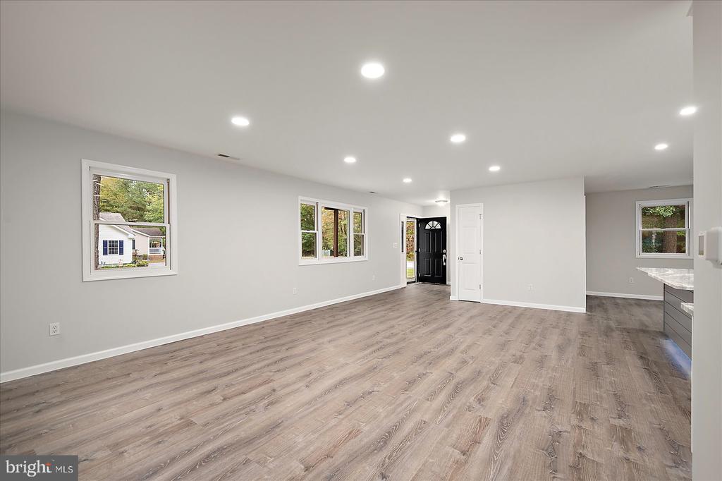 152 CAMELOT CIRCLE