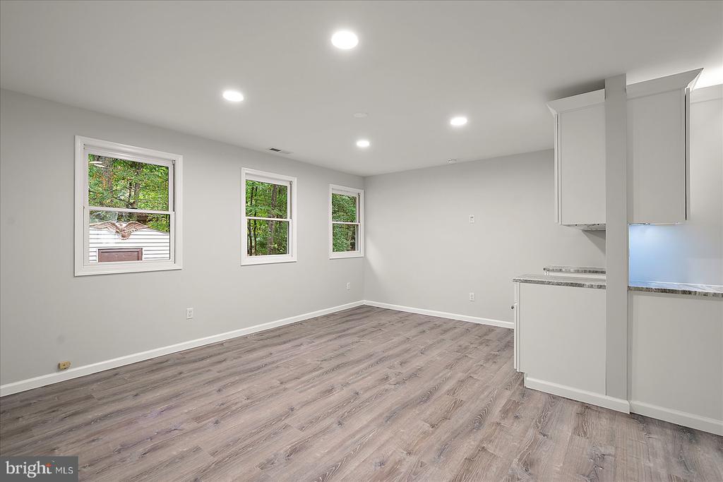 152 CAMELOT CIRCLE