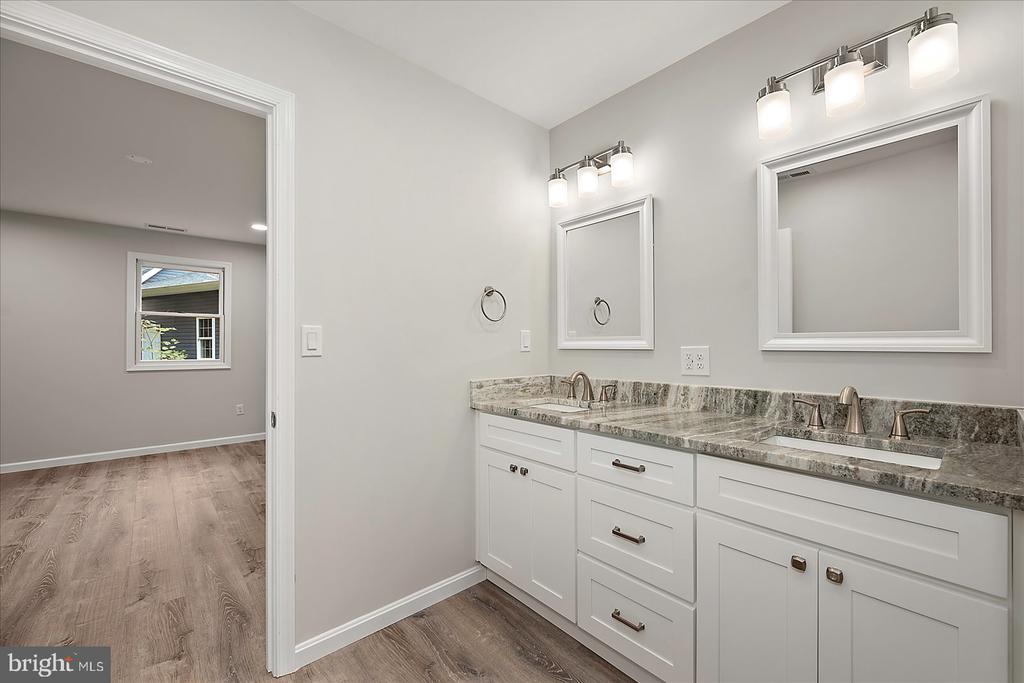 152 CAMELOT CIRCLE