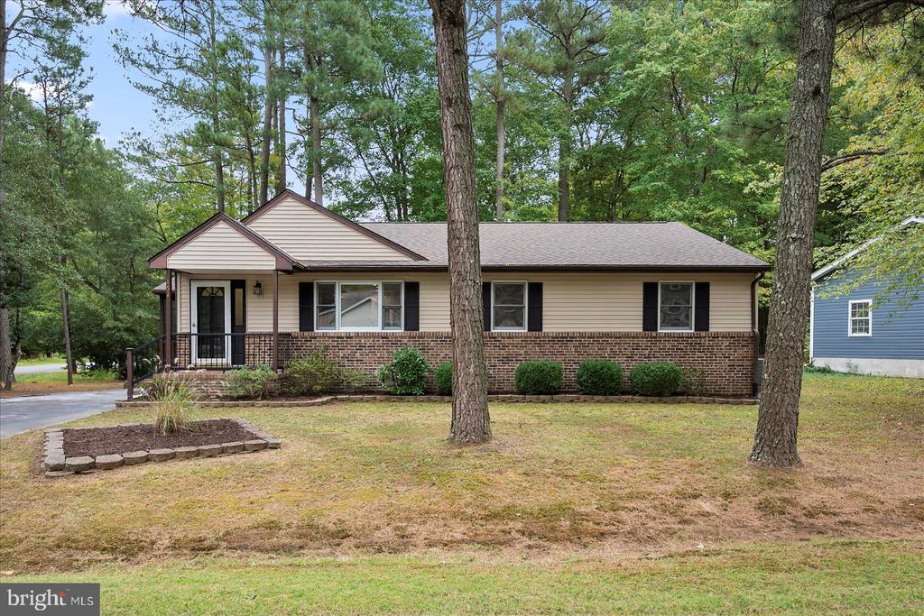 152 CAMELOT CIRCLE