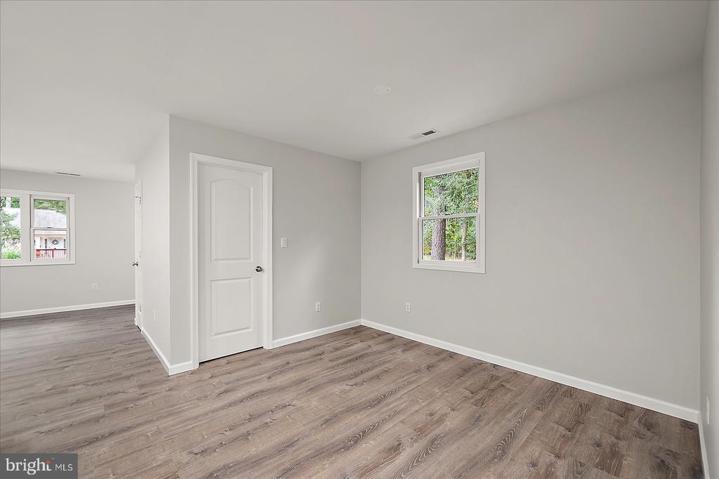152 CAMELOT CIRCLE