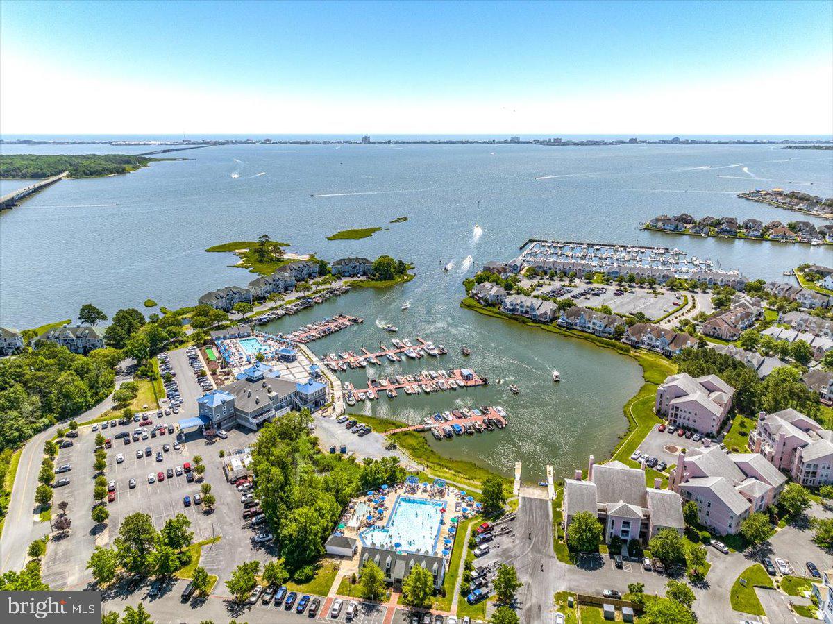 12 SAILORS WAY