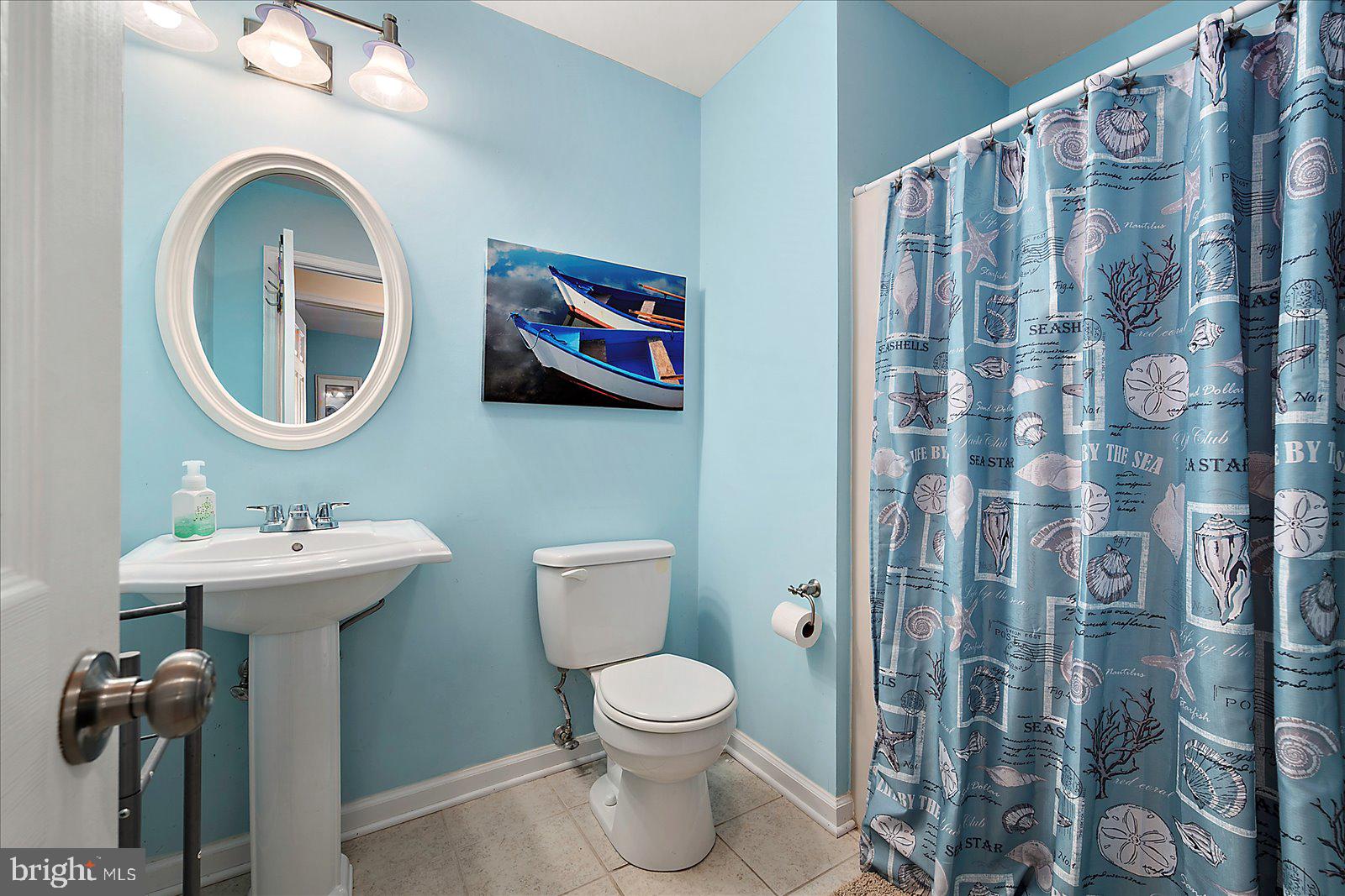 12 SAILORS WAY