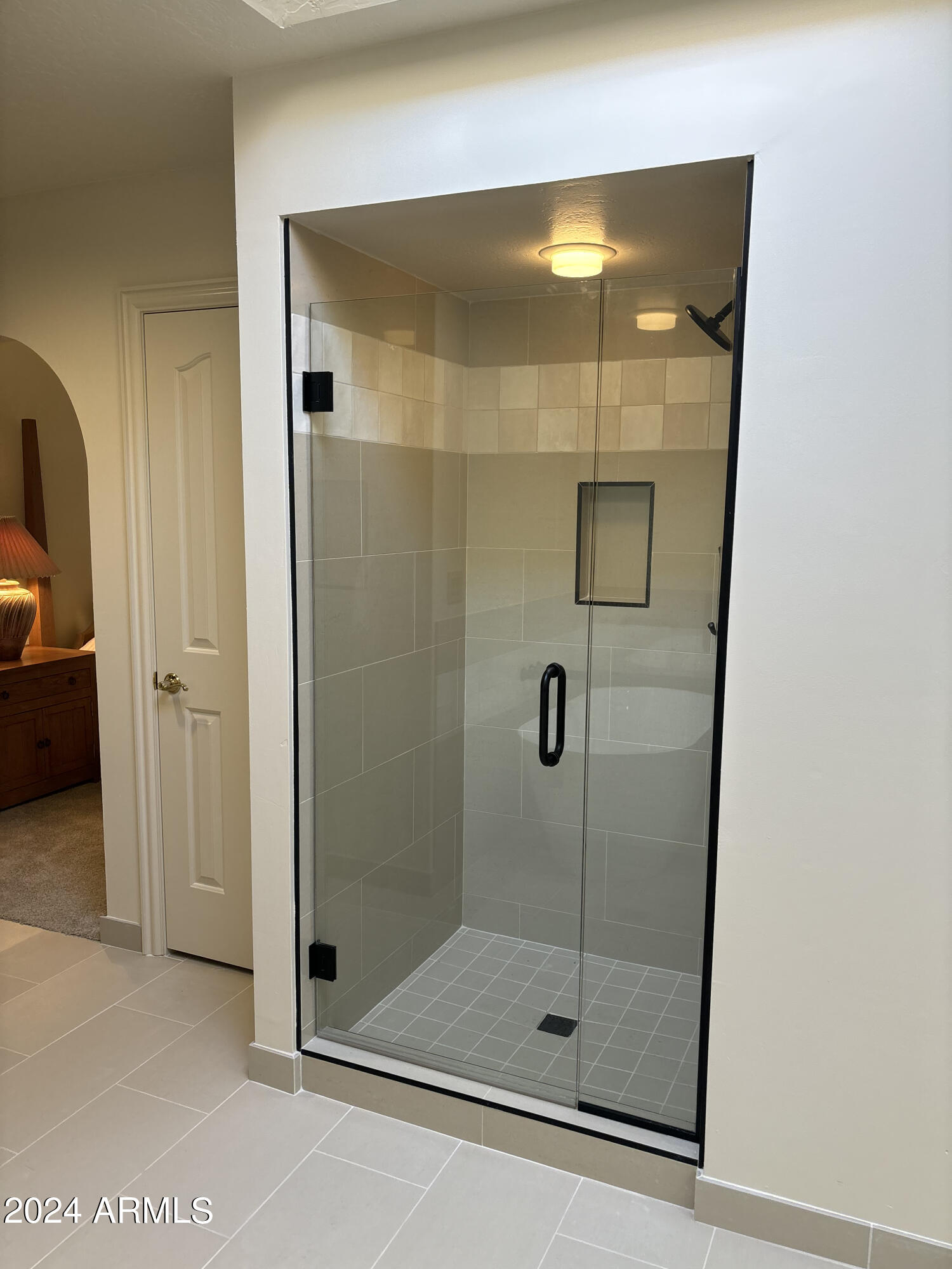 25150 N WINDY WALK Drive, 6