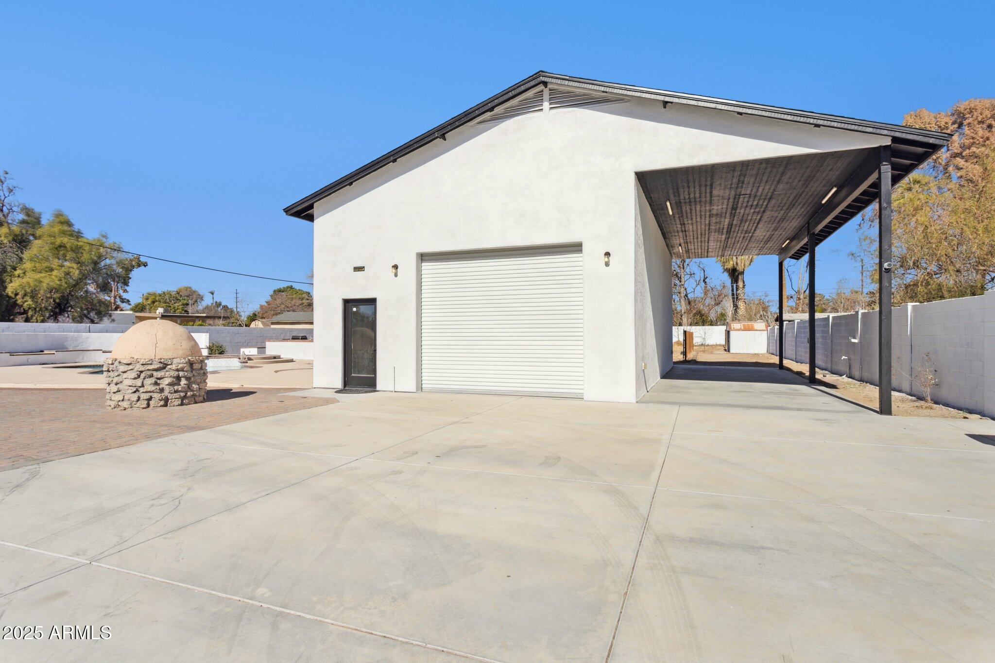 3312 E FLOWER Street