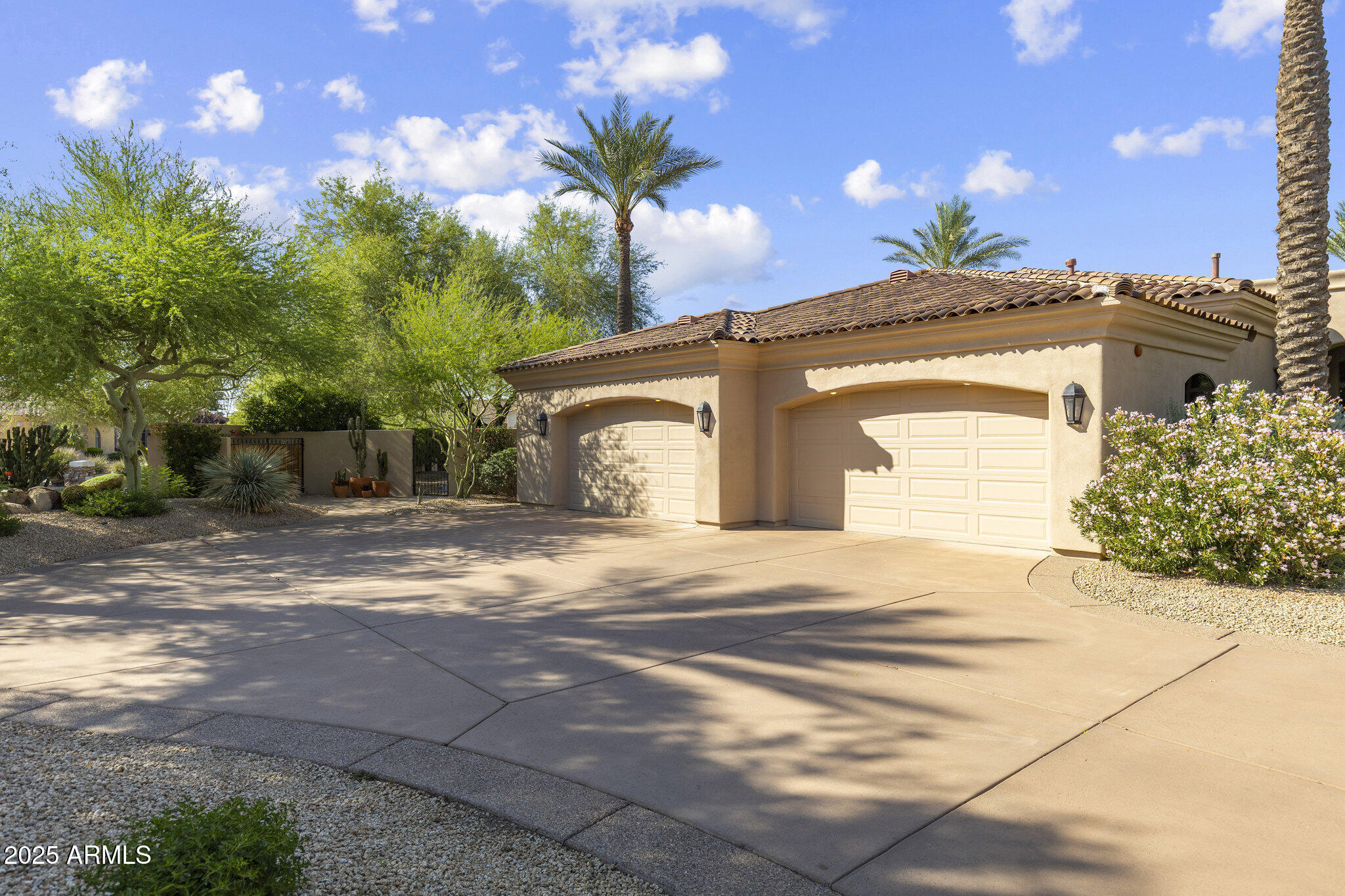 7640 E POINSETTIA Drive