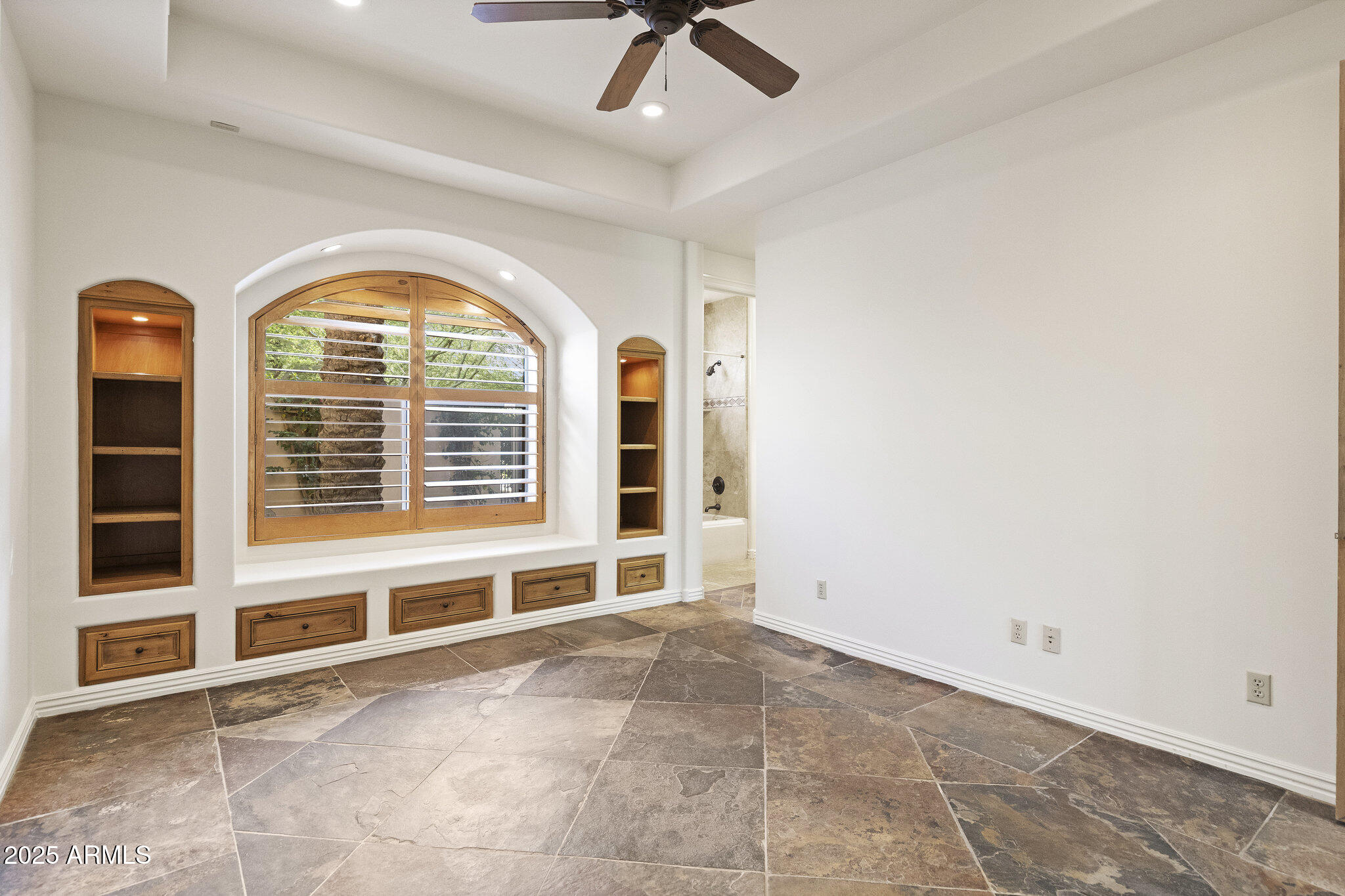 7640 E POINSETTIA Drive