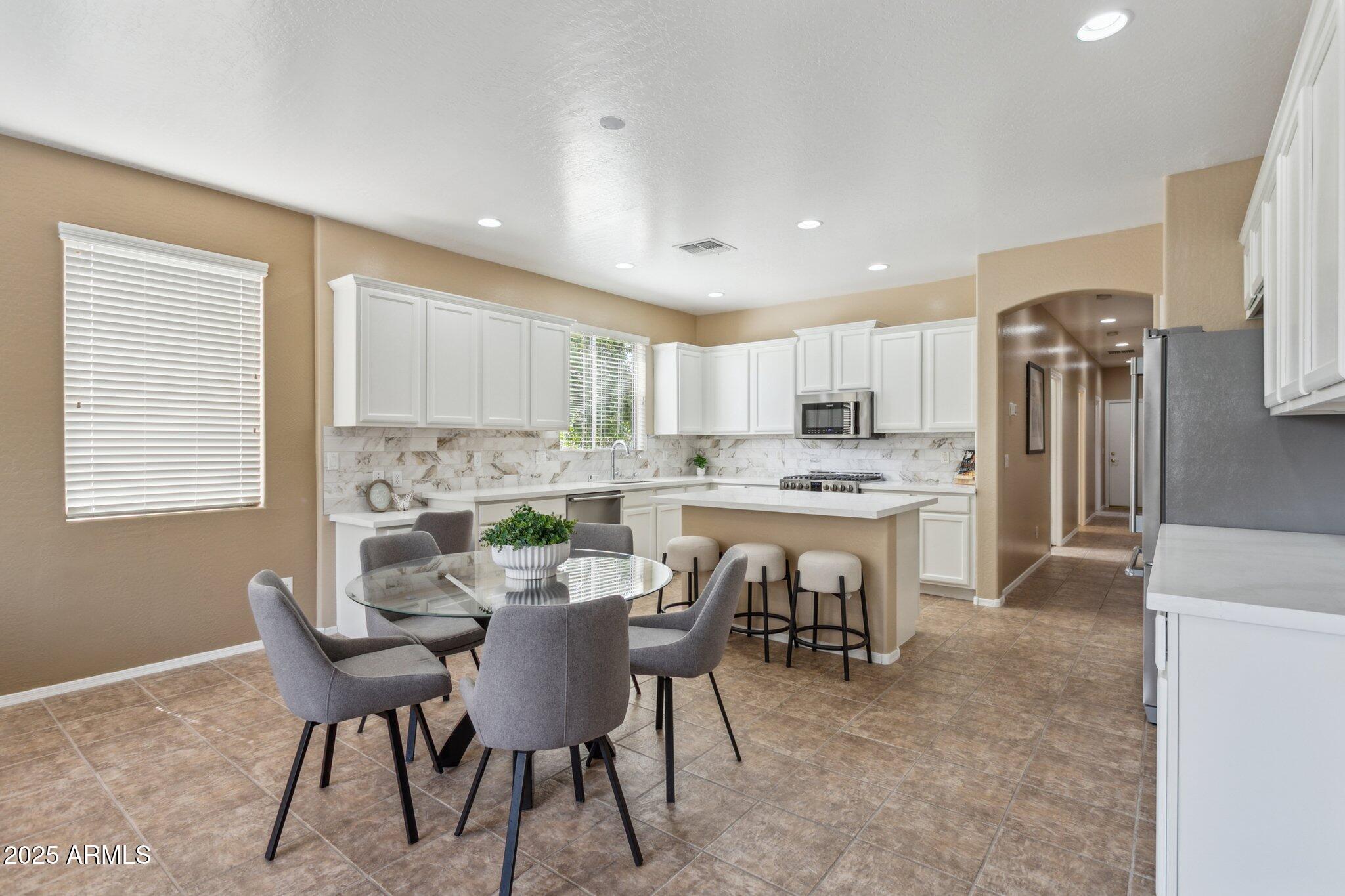 4159 E SHANNON Street